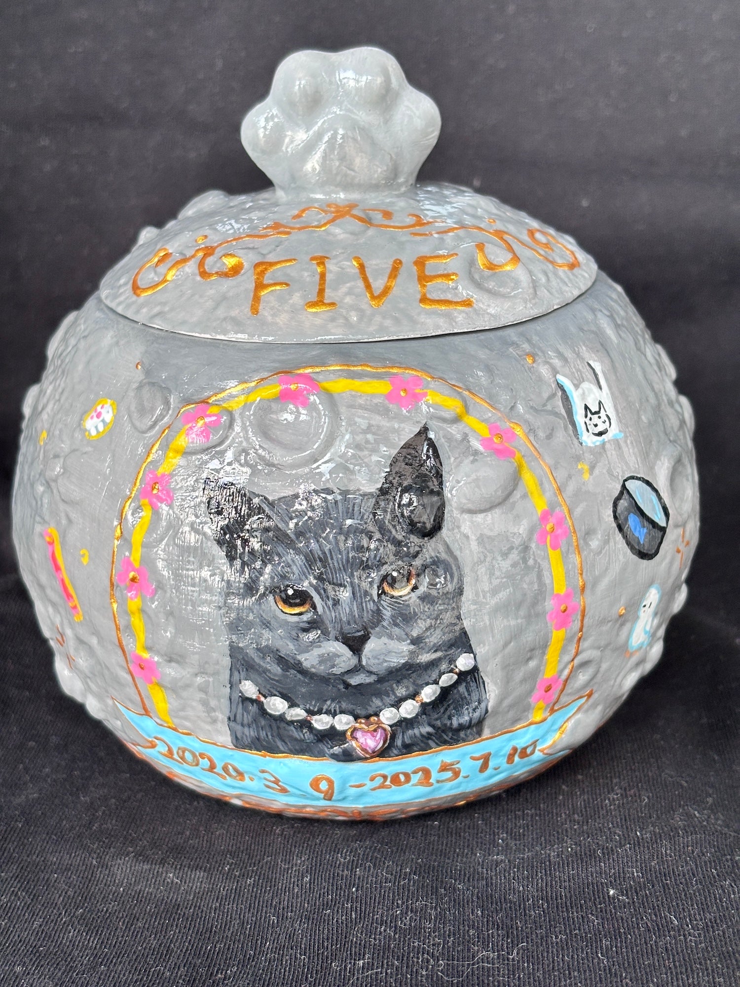 Hand-Painted Custom Pet Memorial Urn – Planet Style Personalized Ashes Keepsake - Lya's wedding